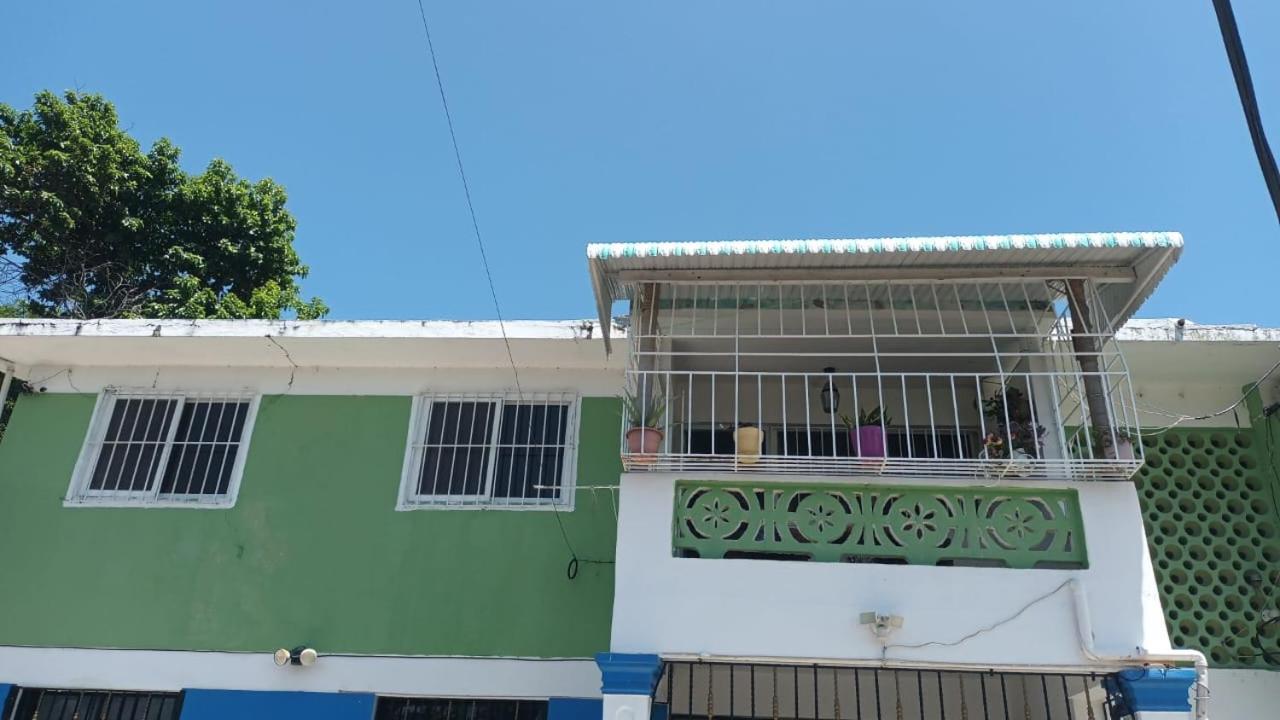 Apto 2Habitaciones Con Aire Y Vista Al Malecon De Samana Exterior photo